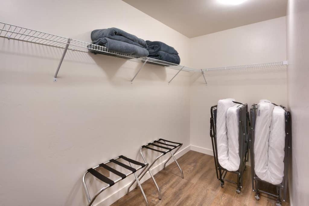 5C Sweet Redcliff Condo, Pool & Hot Tub Моуаб Екстериор снимка
